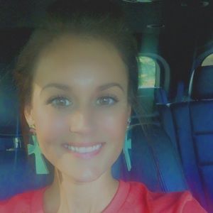 Meet your Posher, Shelli